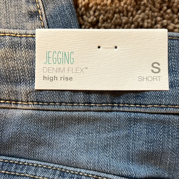 Maurice’s denim jeggings - Picture 3 of 4
